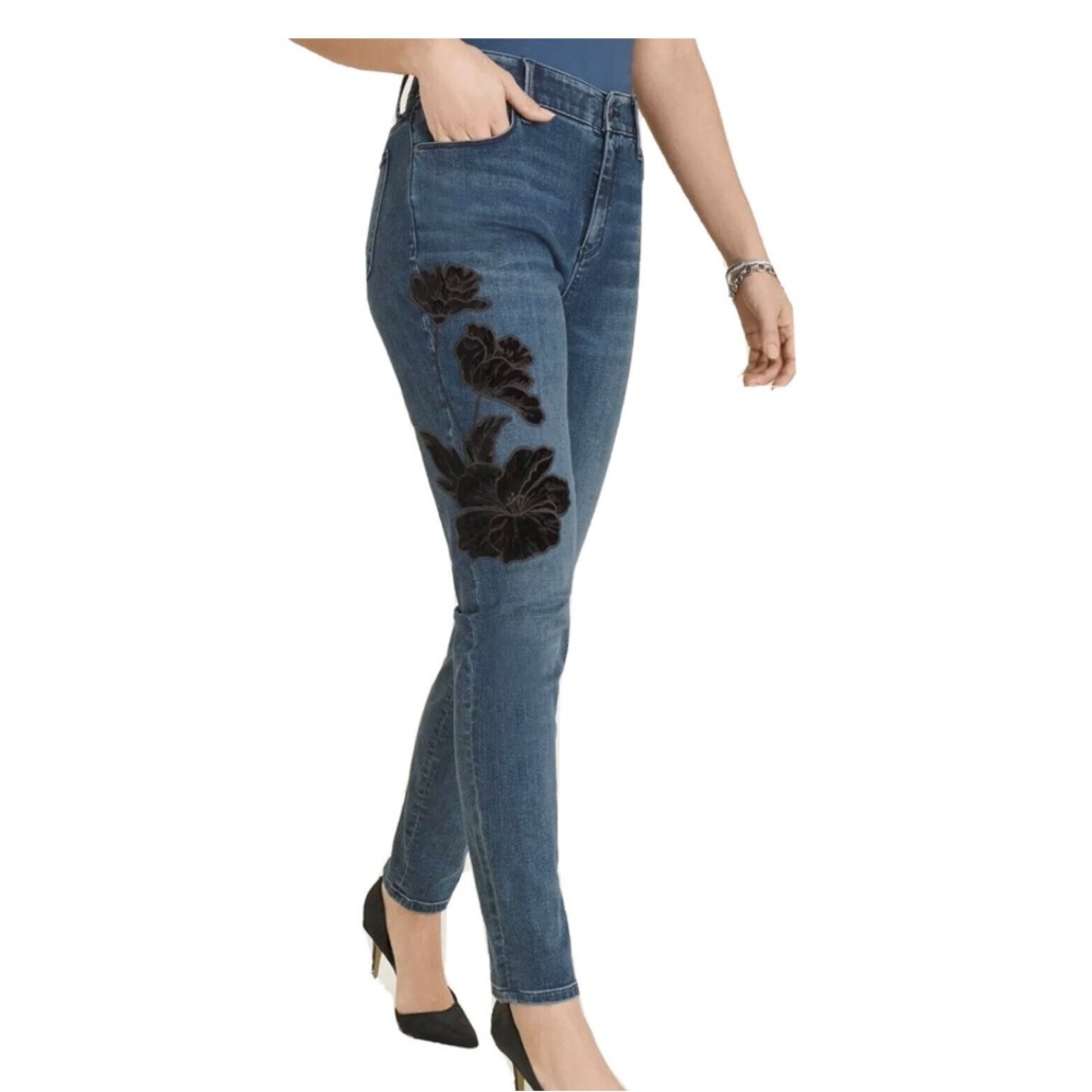 NWT CHICO’S Secret Stretch Jeggings Velvet Embroidered Jeans SIZE 1.5 (10REG)